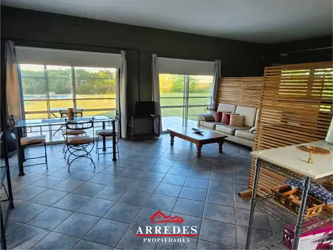 Casa en Venta con 6 cocheras
