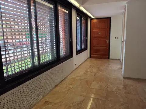 VENDO CÓMODA CASA A METROS DE LA QUINTA PRESIDENCIAL