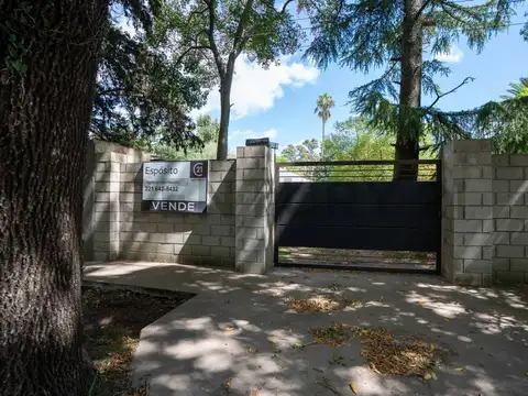 Lote en venta en City Bell