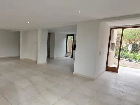 Casa en Venta en Lujan De Cuyo, USD 279.000