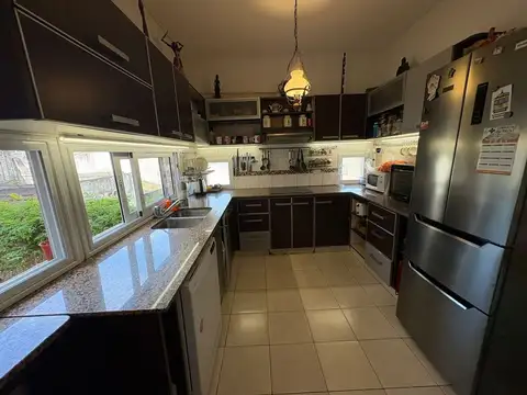 Casa en Venta en Villa Sarmiento, USD 149.900