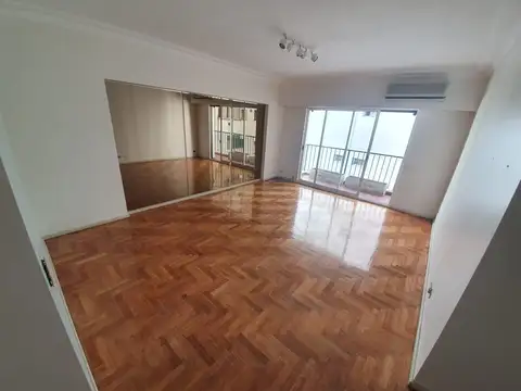 SEMIPISO 3 AMBIENTES, EN ALQUILER, AL CONTRAFRENTE,2 BAÑOS, BALCON CORRIDO, AMPLIA COCINA Y LAVADERO