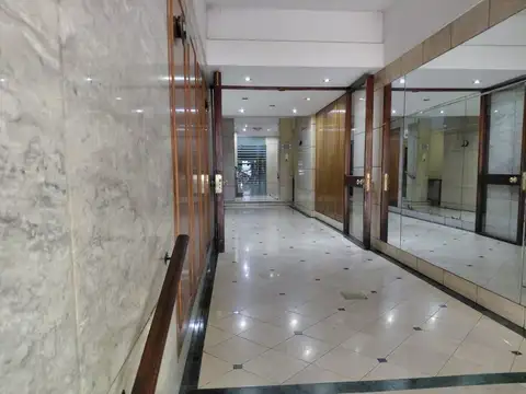 Alquiler departamento 2 ambientes grande Monserrat