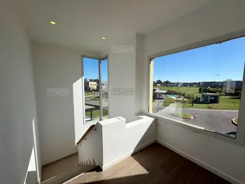 Casa en Alquiler al Sur