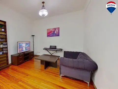Depto Tipo Casa en Venta en Caballito, USD 117.000