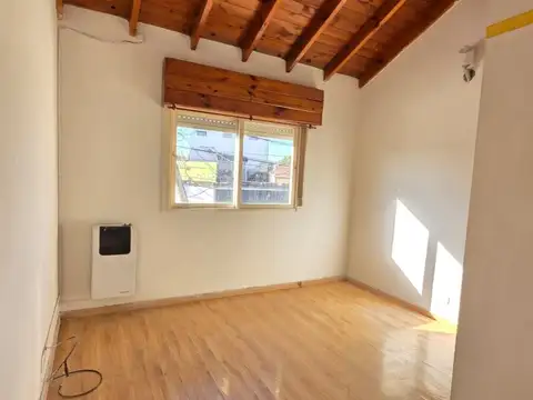 Departamento en Alquiler en Ituzaingo Norte, $ 480.000