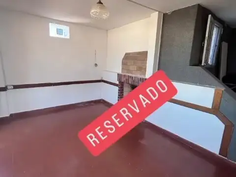 Se alquila dpto de 2 amb y medio en hermosa zona residencial