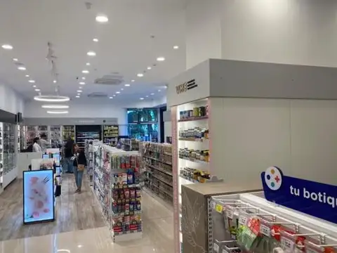 Av. Gral Rivera  al 4200 y Solano Lopez