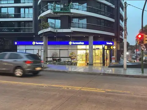 Av. Gral Rivera  al 4200 y Solano Lopez