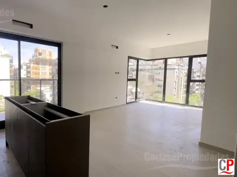 Departamento en alquiler, Palermo, 3 ambientes, luminoso con balcón.