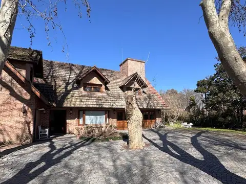 Casa en Venta de 4 dormitorios