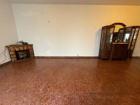 Casa en Venta en Parque Chacabuco, USD 125.000