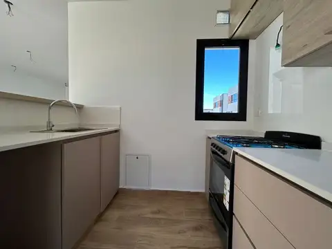 VENTA CASA EN COMPLEJO CERRADO 4 AMB- PILAR