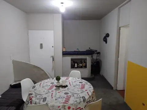 Departamento 5 ambientes con 2 baños