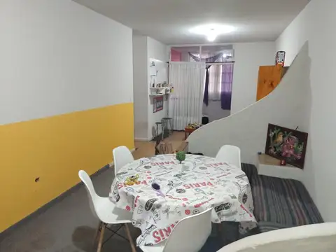 Excelente Oportunidad Departamento 5 ambientes.