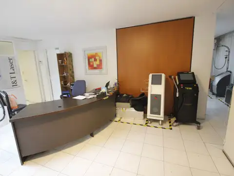 España 1400, Piso PB