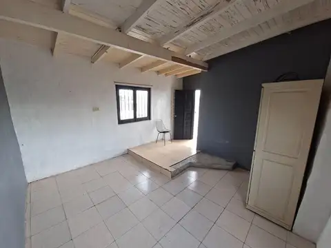 Depto Tipo Casa en Alquiler en Jose Leon Suarez, $ 350.000
