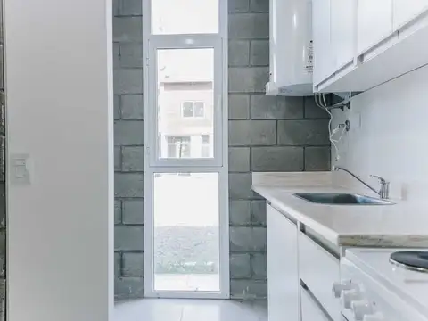 Depto Tipo Casa en Alquiler con 2 cocheras