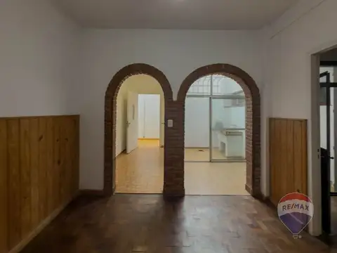 Avenida 60 entre 1 y 2 300