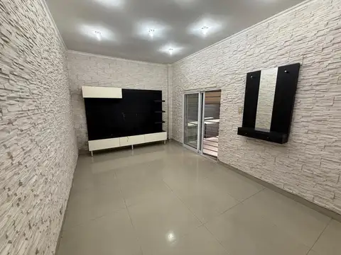 Depto Tipo Casa 3 ambientes con 1 baño