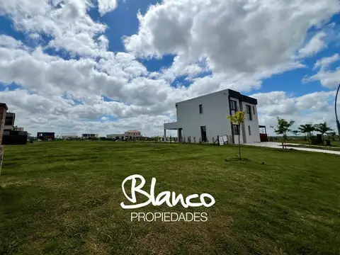 Puertos del Lago - Riberas -