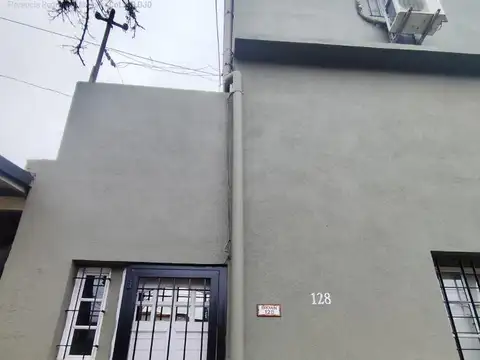 Casa en Alquiler en Quilmes, $ 690.000