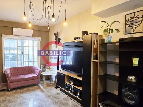 Depto Tipo Casa en Venta 25 años