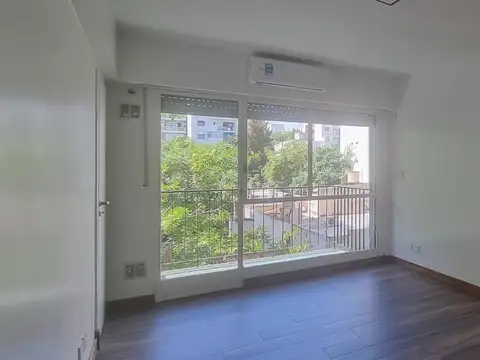Alquiler/ Monoambiente en Recoleta refaccionado a nuevo.