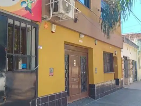 Avellaneda y General Juan B. Bustos