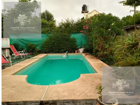 Casa en Venta con 1 cochera