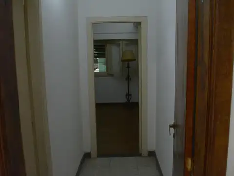 Casa en Alquiler con 1 cochera