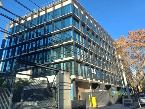 Oficina en Venta con 5 cocheras