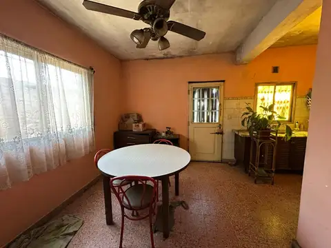 Casa en Venta en Bernal Oeste, USD 110.000