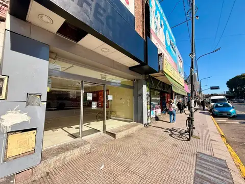 Local en Alquiler en Liniers, $ 6.000.000