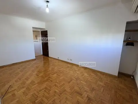 REMEDIOS 3600, Piso 7