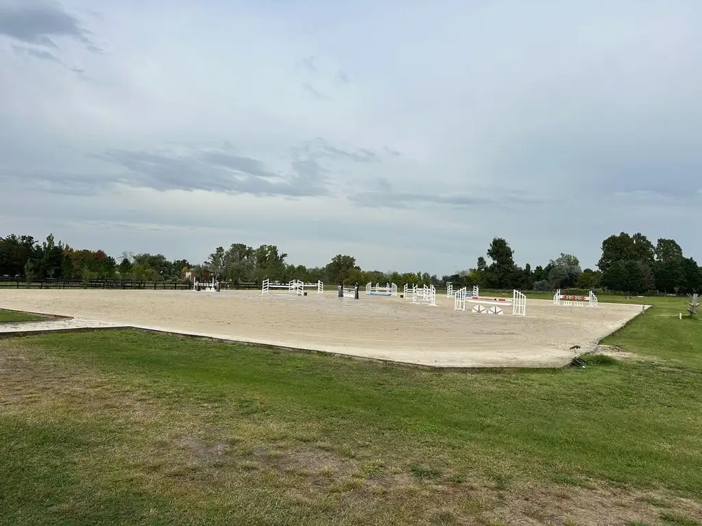 Caballeriza de categoría en venta -Haras Argentino Farm Club - Foto 16
