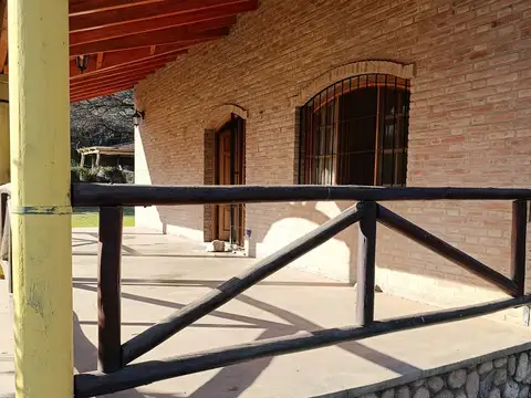 Casa en Venta en Villa De Las Rosas, USD 150.000