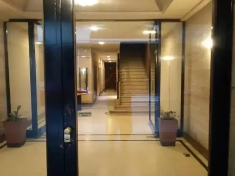 Chacabuco e/ Avenida Hipólito Yrigoyen y Adolfo Alsina