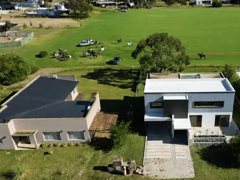 VENTA CASA COSTA ESMERALDA ECUESTRE 6 AMBIENTES