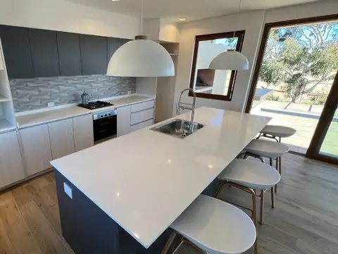 VENTA CASA COSTA ESMERALDA ECUESTRE 6 AMBIENTES