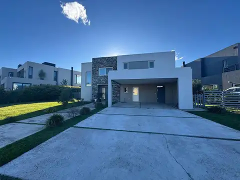 Libertad 300