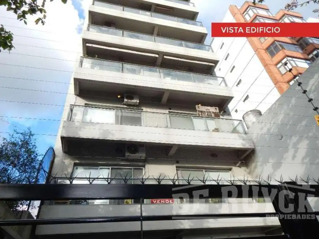 Sarmiento 700