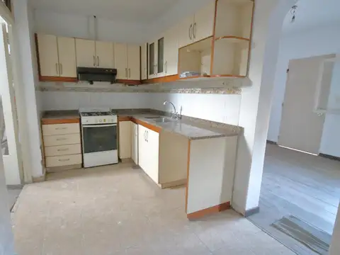 Depto Tipo Casa en Venta al Este