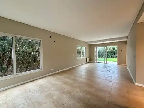 Casa en Venta en Sección 10 Residencial Los Cerros, USD 245.000