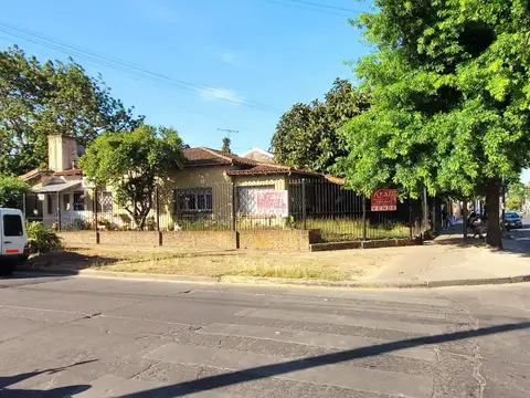 Excelente esquina!!! ideal emprendimiento.