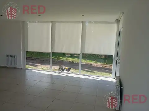 Alquila Casa en Barrio Santa Angela III - Centenario