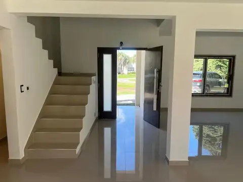 Casa en Venta en San Diego Country Club, USD 510.000