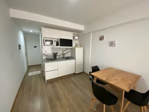 Departamento en Alquiler en Centro, $ 600.000