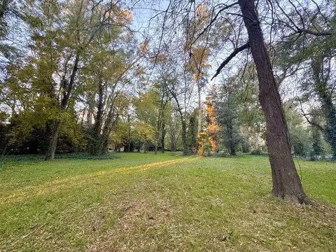 Campos de Roca , Barrio 1  Lote N°64