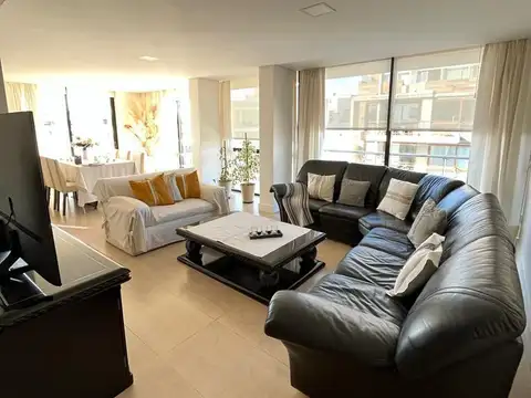 Departamento 4 ambientes con 4 baños